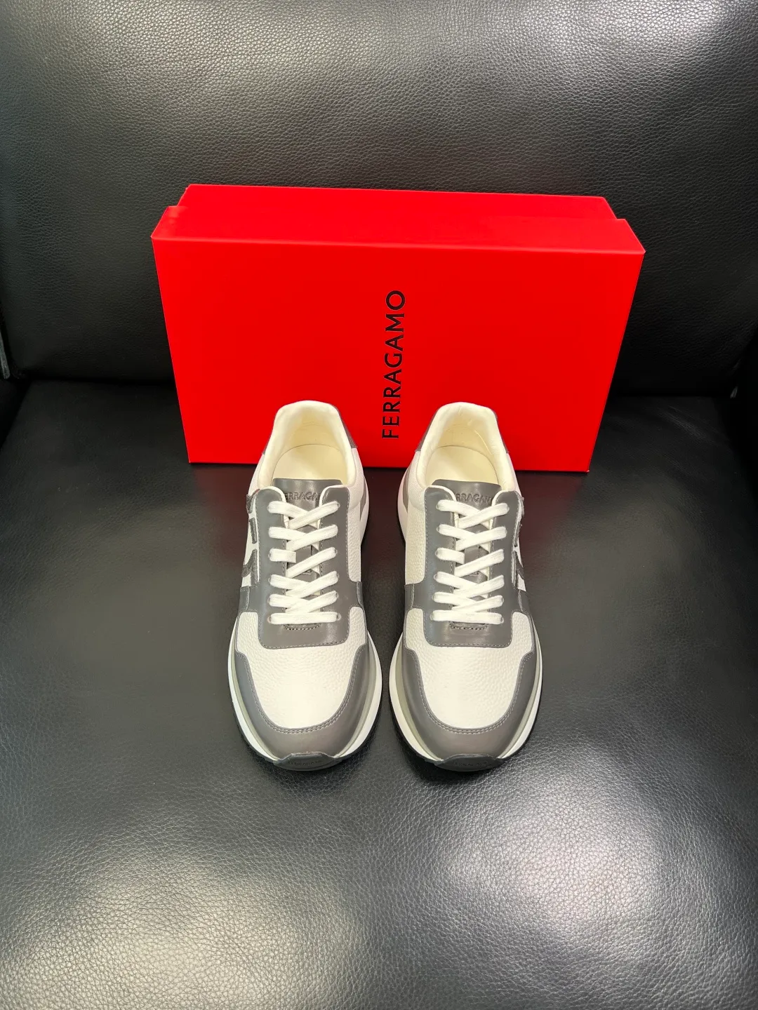 Men's shoes 💰840 Ferragamo High-quality top crafts Ferragamo counters sell original factory configuration at the same time, imported original cowhide from Italy, imported water-dyed cow lining, soles: original factory special original soles are super comfortable, original factory and single goods, welcome to compare at the same time at the counter, code number 38-44 (customized 45 46)